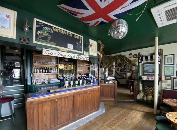 31 The Mall, Faversham for sale - Interior Photo - Image 3 of 8