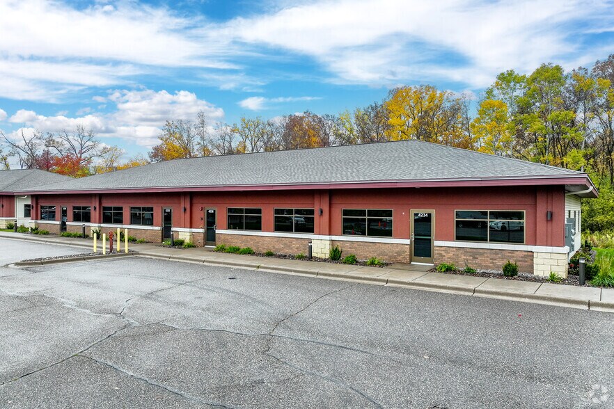 4234-4256 Dahlberg, Golden Valley, MN for sale - Primary Photo - Image 1 of 1