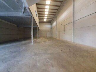 More details for Calle los Palillos Dieciocho, 7, Alcalá de Guadaíra - Industrial to Rent