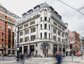 19 York St, Manchester to rent Building Photo- Image 1 of 5