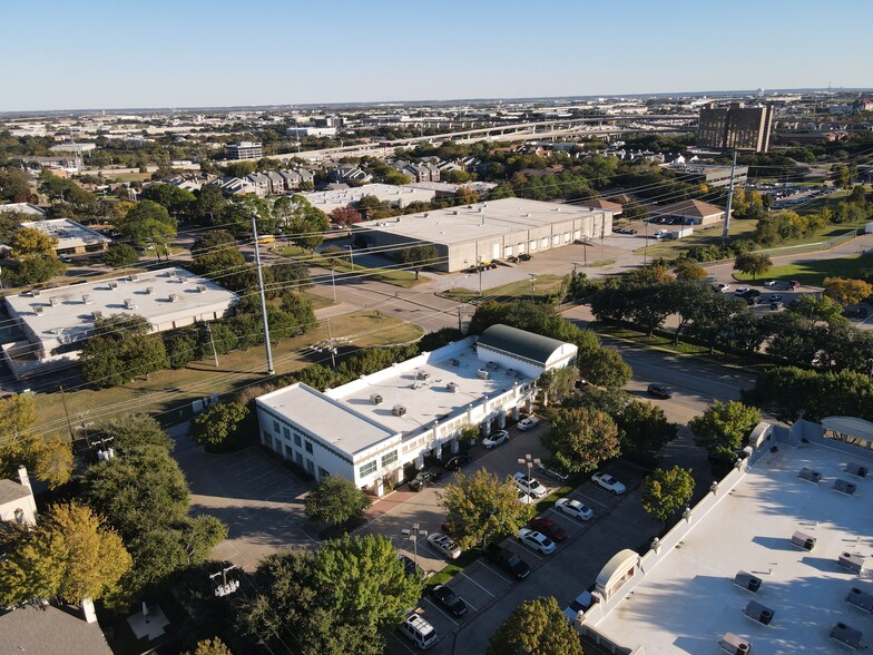 2233 Avenue J, Arlington, TX for rent - Building Photo - Image 3 of 5