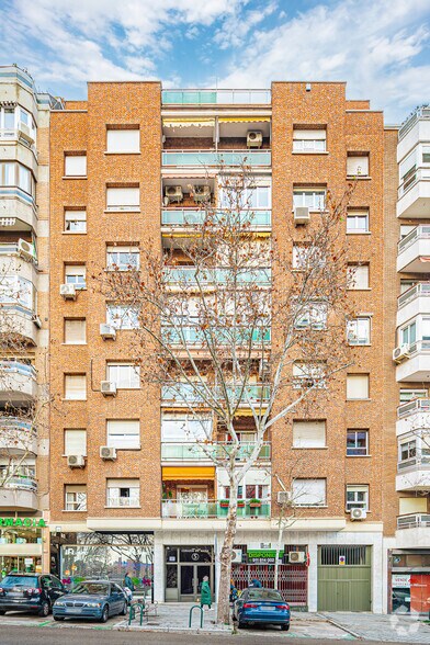 Build-to-Rent in Madrid, Madrid for sale - Building Photo - Image 2 of 2