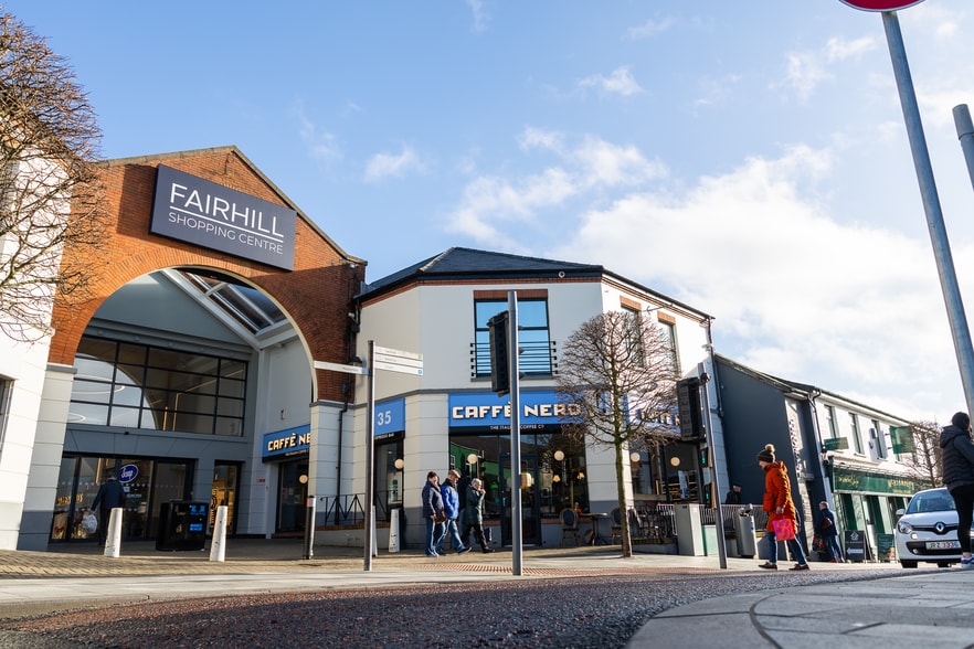 Fairhill Ln, Ballymena to rent - Primary Photo - Image 1 of 17