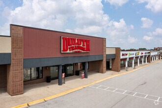 2920-2970 Finley Rd, Downers Grove, IL for rent Building Photo- Image 1 of 9