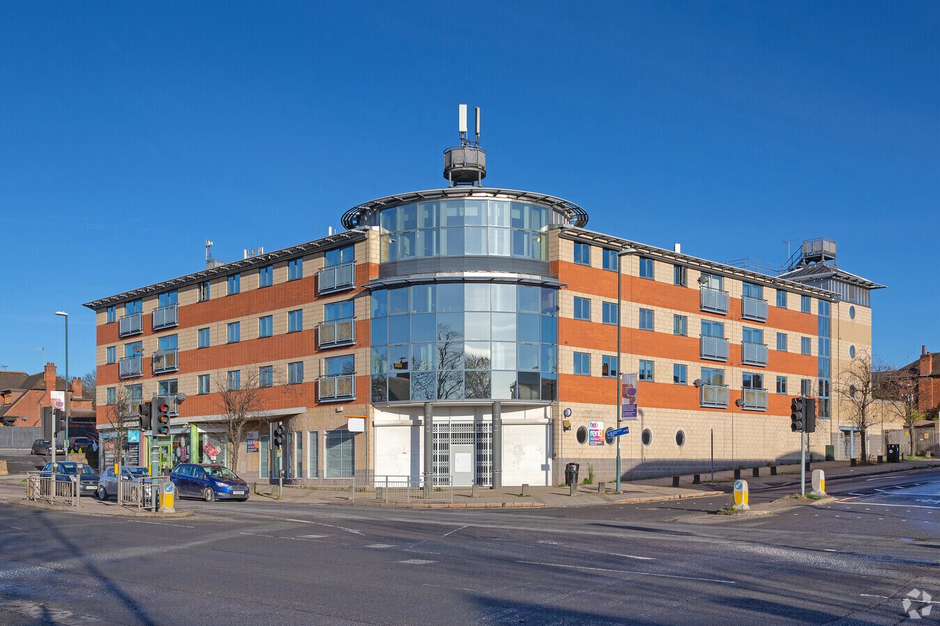 Nuthall Rd, Nottingham NG8 5DQ The Commodore UK