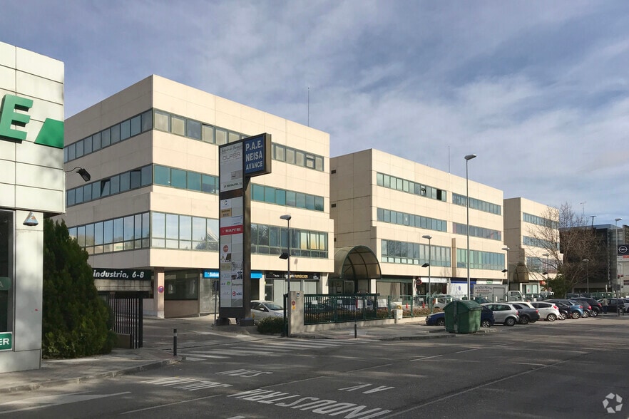 Avenida de la Industria, 6-8, Alcobendas, Madrid to rent - Building Photo - Image 1 of 1