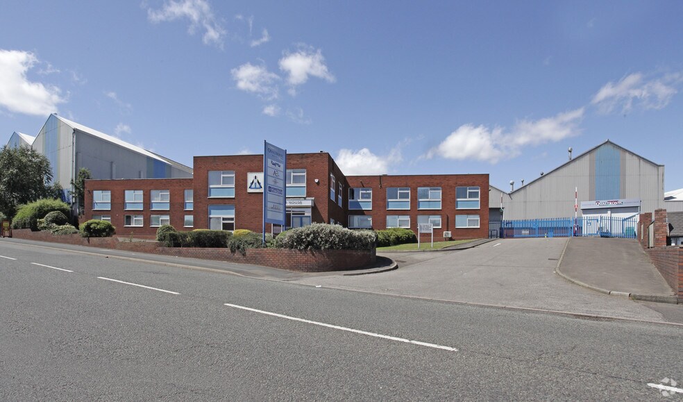 1-7 High St, Tipton for sale - Primary Photo - Image 1 of 1