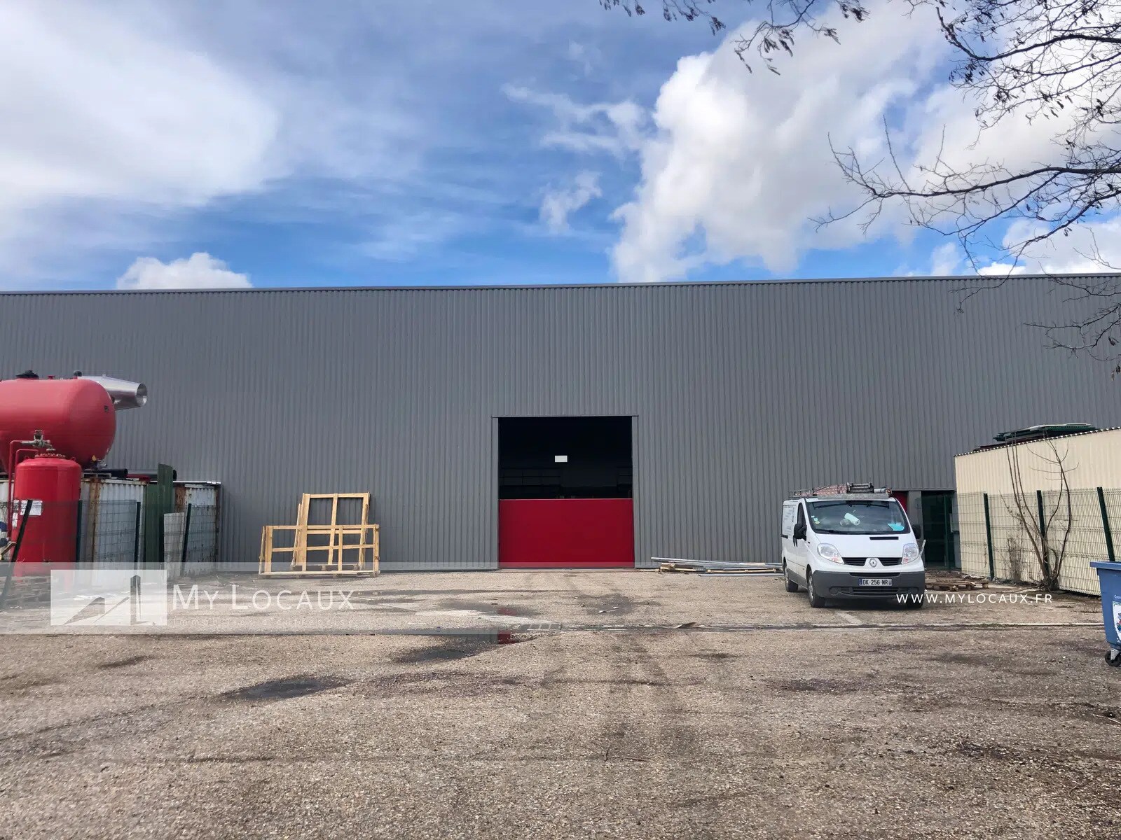 Light Industrial in SAINT-OUEN-L'AUMONE to rent Building Photo- Image 1 of 9