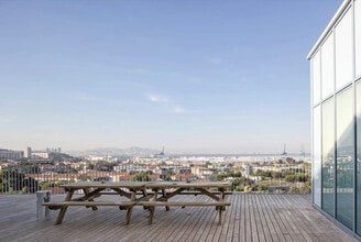 Office in Marseille to rent Other- Image 1 of 6