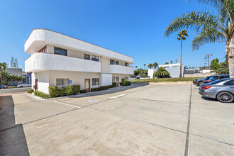 121-125 W El Portal, San Clemente, CA for rent Building Photo- Image 2 of 7