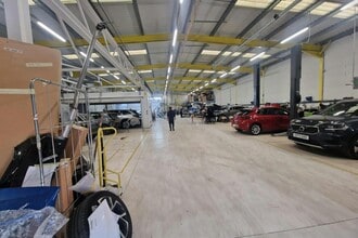 Edison Rd, Basingstoke to rent Interior Photo- Image 2 of 6