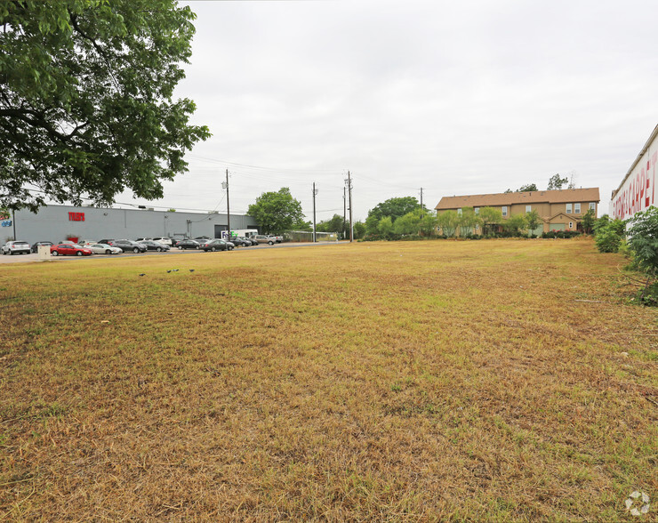 7500 N Lamar Blvd, Austin, TX for sale - Primary Photo - Image 1 of 1