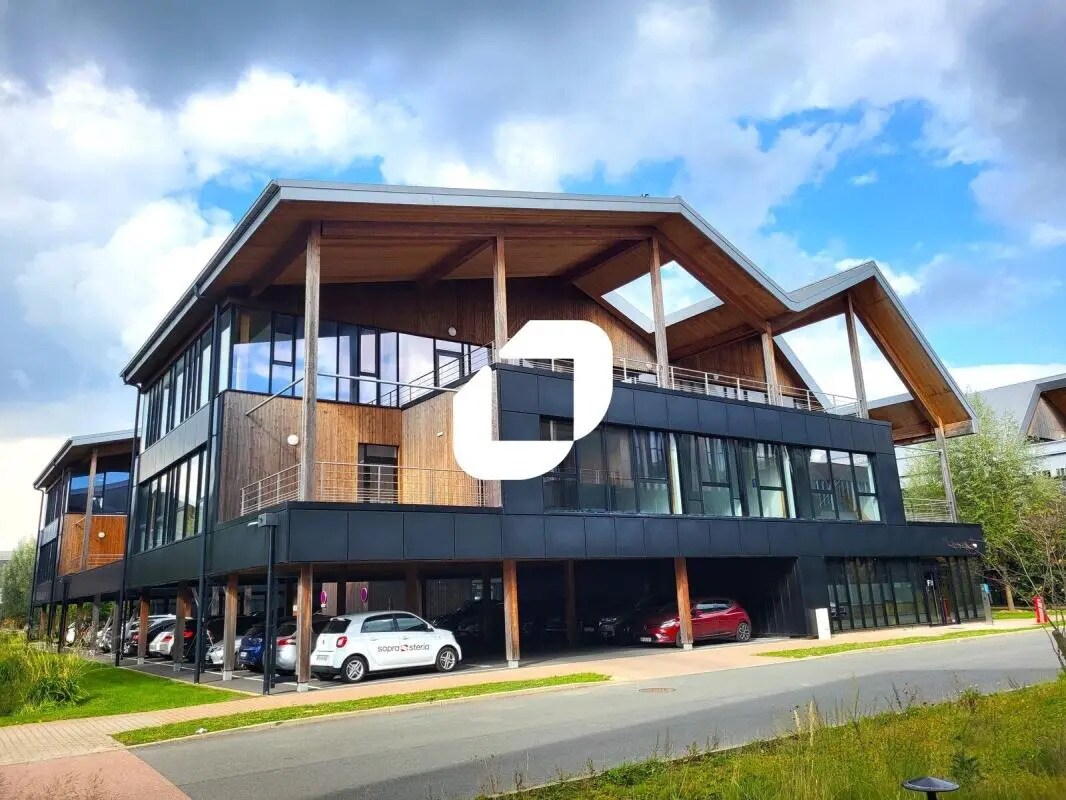 Office in VILLENEUVE-D'ASCQ to rent Building Photo- Image 1 of 10