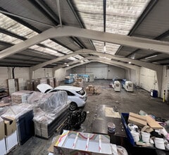 502 Wallisdown Rd, Bournemouth to rent Interior Photo- Image 1 of 5