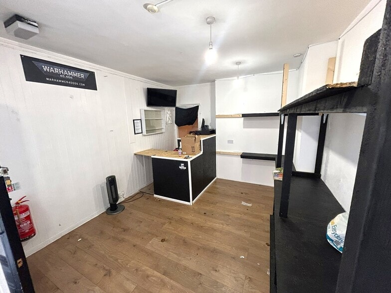 92 Friars Vennel, Dumfries to rent - Building Photo - Image 3 of 3