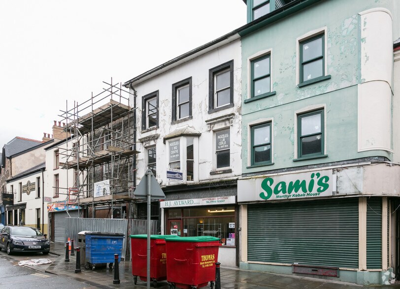 88 High St, Merthyr Tydfil to rent - Building Photo - Image 2 of 24