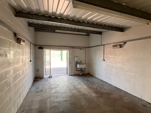 George Holmes Way, Swadlincote to rent Interior Photo- Image 1 of 2