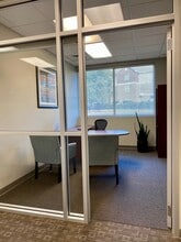 33 Market Point Dr, Greenville, SC to rent Interior Photo- Image 1 of 1