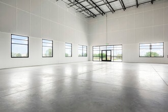 8470 Launch Pt, Colorado Springs, CO to rent Interior Photo- Image 2 of 10