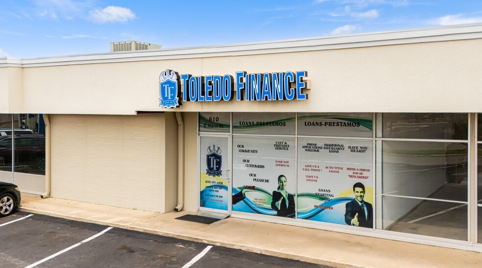 600-612 E Main St, Uvalde, TX to rent - Building Photo - Image 3 of 18