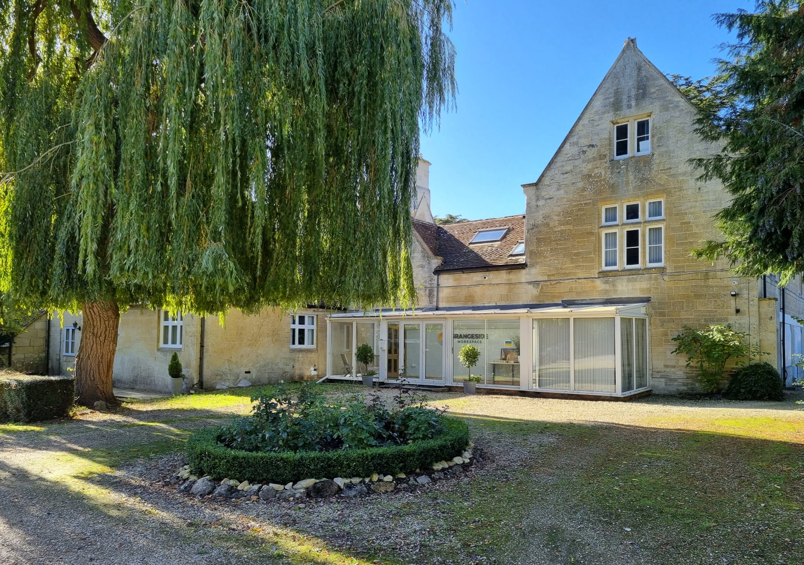 12 Cedar Tree Close, Hilperton to rent Primary Photo- Image 1 of 4