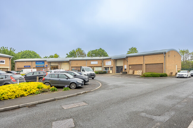 More details for Chesterton Ln, Cirencester - Industrial to Rent