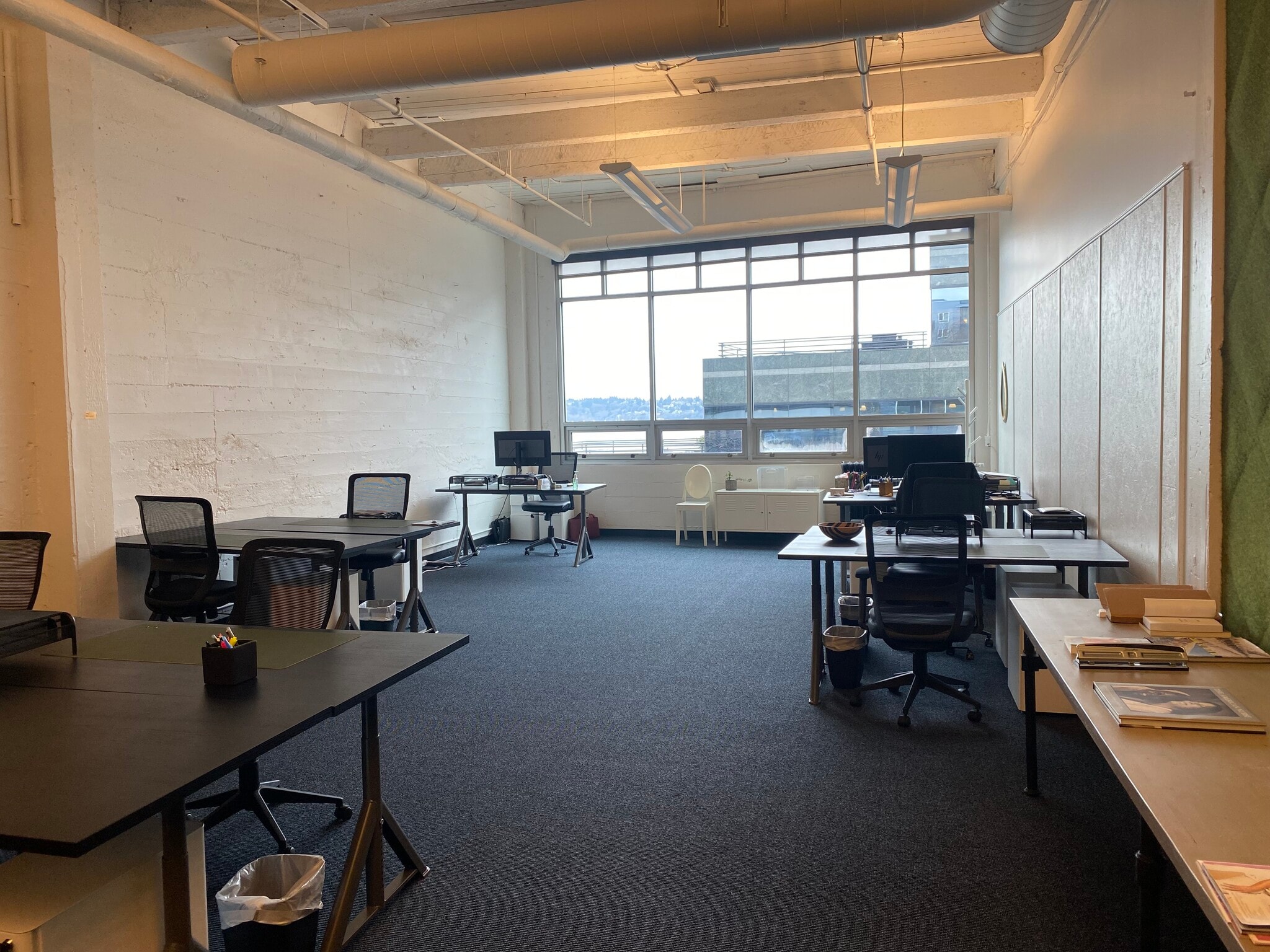 3131 Western Ave, Seattle, WA to rent Interior Photo- Image 1 of 5