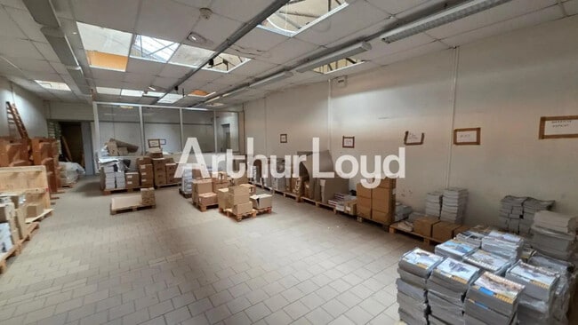Vente Local d'activités 620 m²