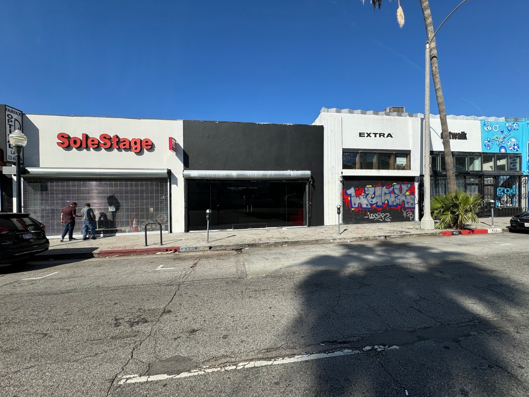 455 N Fairfax Ave, Los Angeles, CA for rent Building Photo- Image 1 of 14