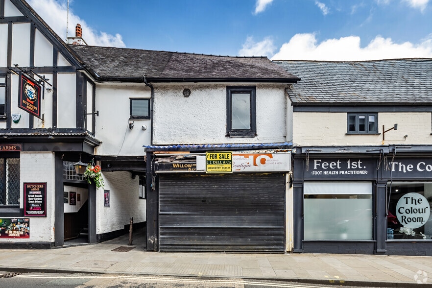 38 Willow St, Oswestry for sale - Primary Photo - Image 1 of 2