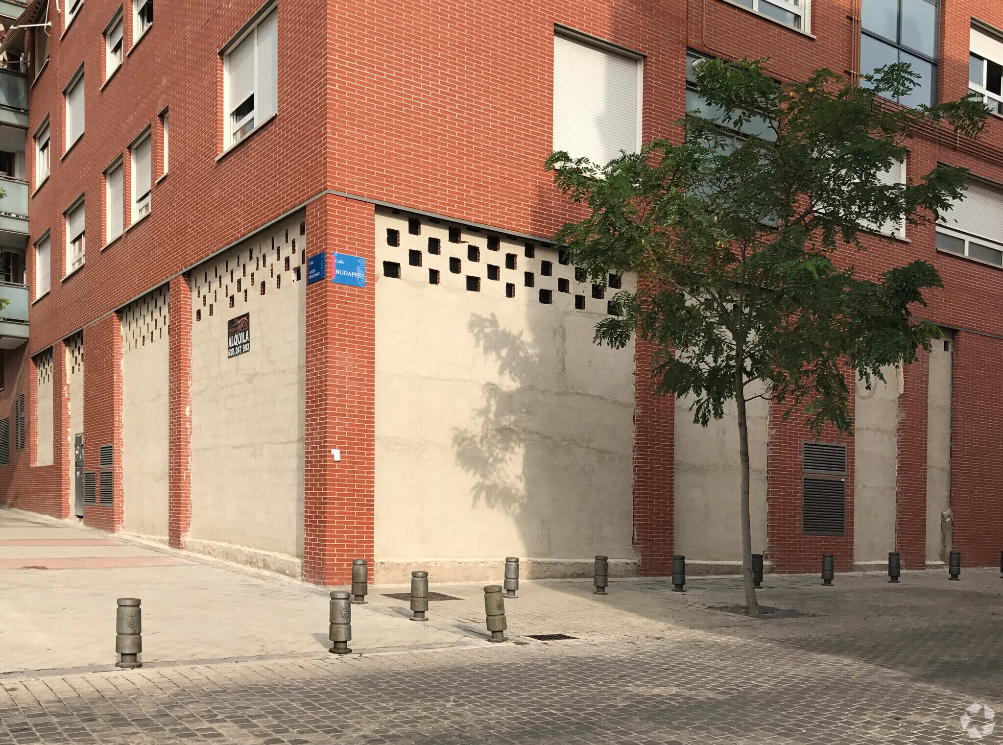 Retail in Leganés, Madrid to rent Interior Photo- Image 1 of 2