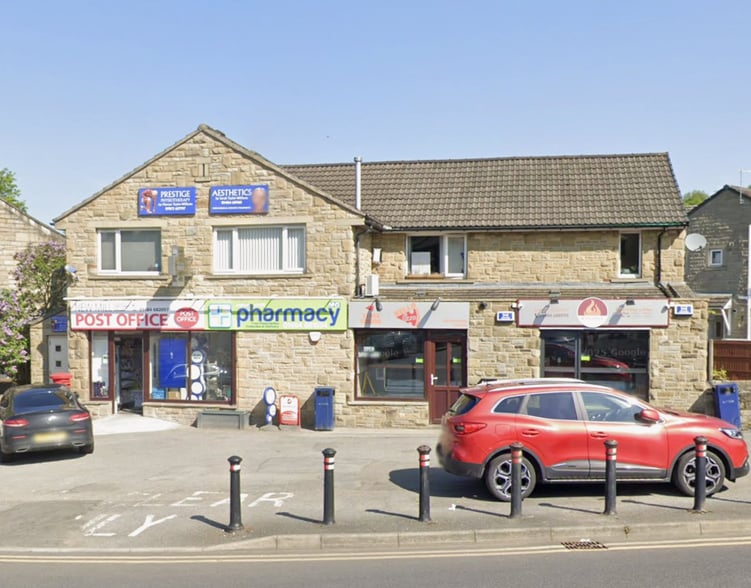 6 Huddersfield Rd, New Mill to rent - Primary Photo - Image 1 of 1