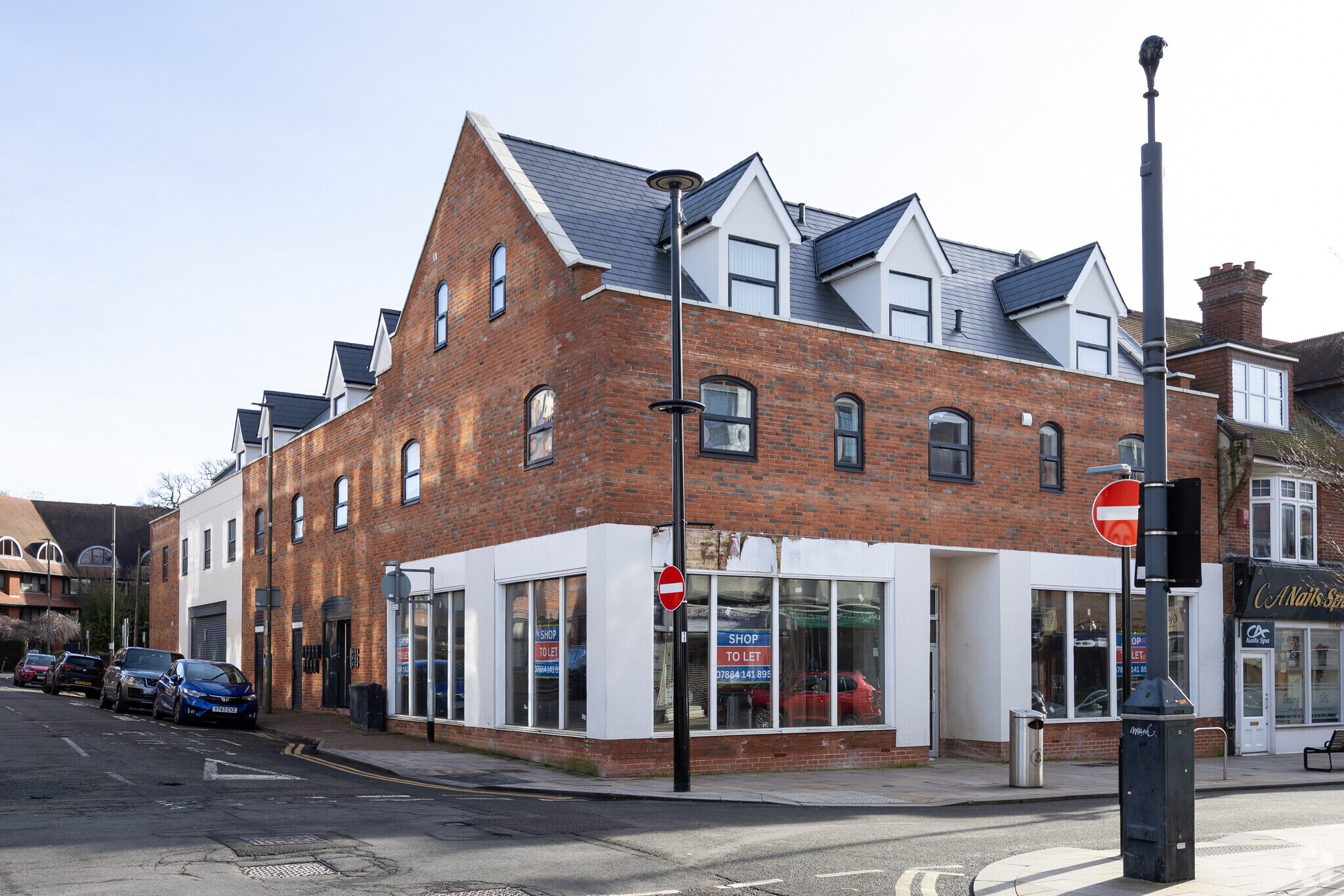 11-13 High St, Camberley for sale Primary Photo- Image 1 of 1