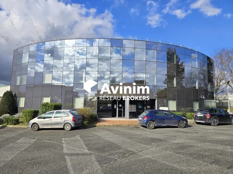 Office in Gonesse to rent - Building Photo - Image 1 of 1