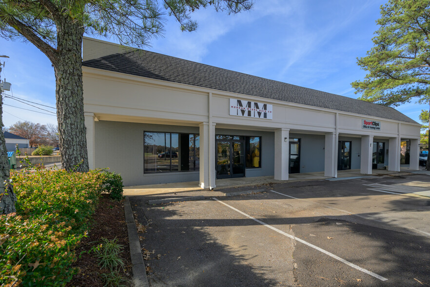 380-384 N Byhalia Rd, Collierville, TN for rent - Building Photo - Image 1 of 5