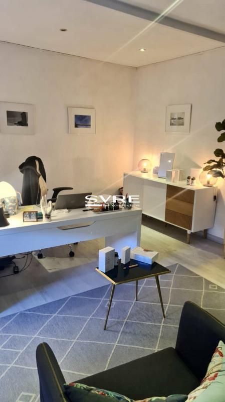Office in Marseille for sale Interior Photo- Image 1 of 7