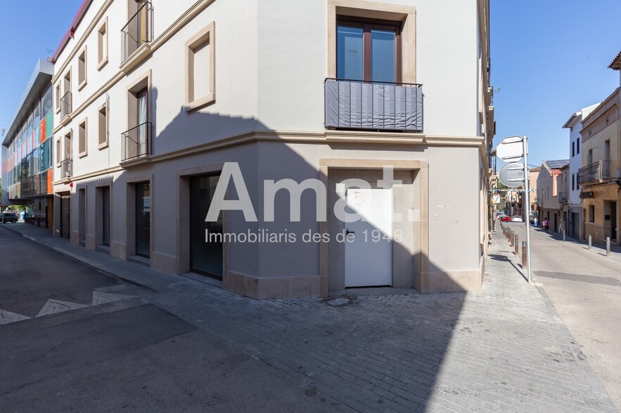 Retail in Rubí, Barcelona to rent - Interior Photo - Image 2 of 3