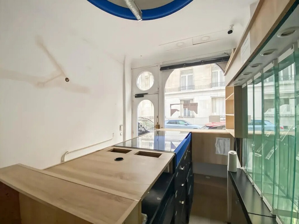 Location Commerce 23 m² - Photo 1