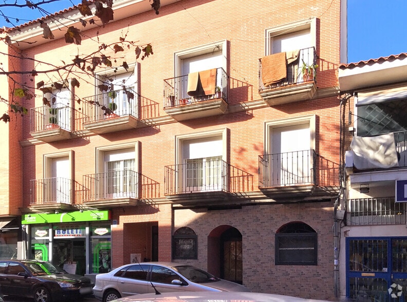 Avenida Consuelo, 6, Ciempozuelos, Madrid to rent - Building Photo - Image 2 of 2