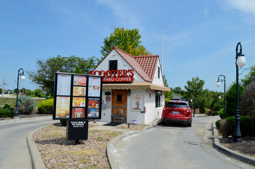 1050 N 4th St, Leavenworth, KS for sale - Building Photo - Image 2 of 4