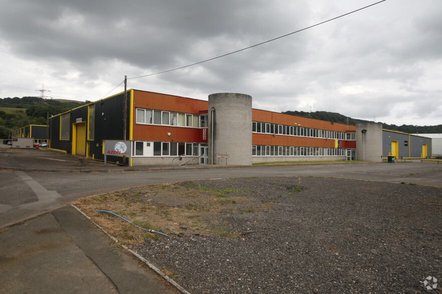 Alder Av, Ystrad Mynach for sale - Building Photo - Image 3 of 19