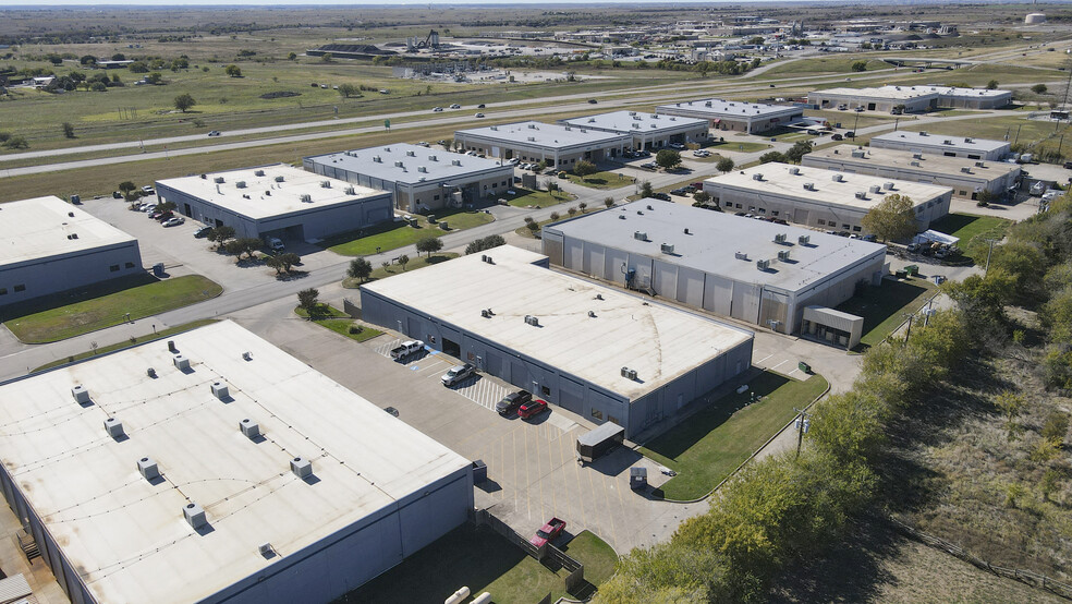 6750 Corporation Pky, Fort Worth, TX for rent - Building Photo - Image 1 of 8