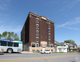 3212 Independence Ave, Kansas City, MO for sale Primary Photo- Image 1 of 3