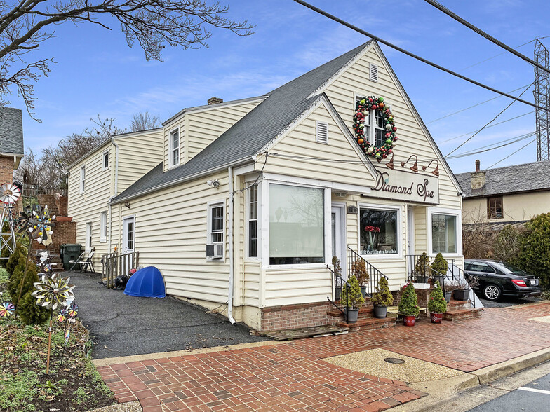 108 Church St NE, Vienna, VA for sale - Building Photo - Image 1 of 13