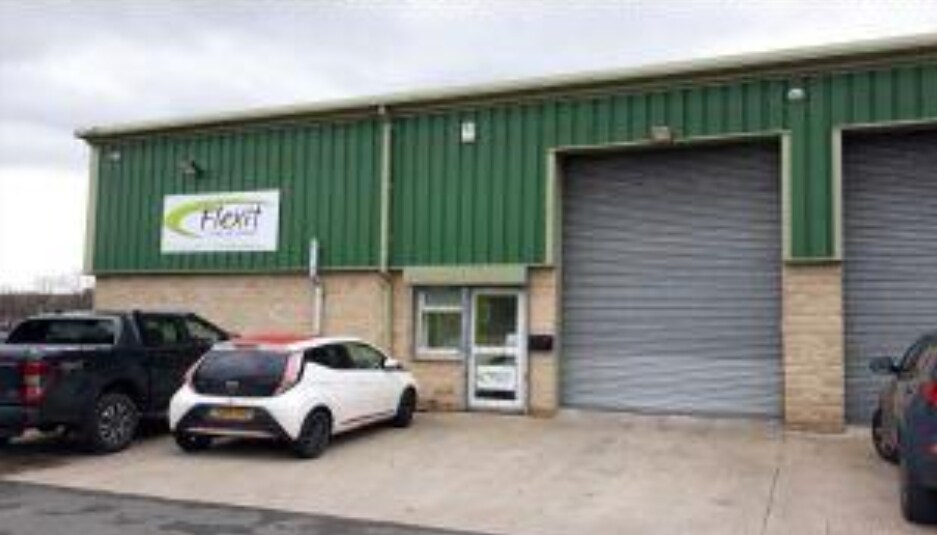 Bradford Rd, Pudsey LS28 6PX