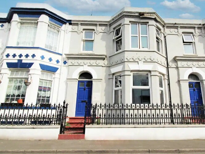 114 Wellesley Rd, Great Yarmouth for sale Primary Photo- Image 1 of 1