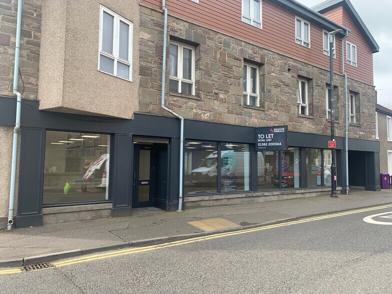 1-3 Dundee St, Carnoustie to rent - Building Photo - Image 1 of 9