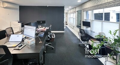 14 Stanhope Mews W, London to rent Interior Photo- Image 2 of 3