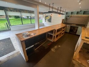 Higginson Park, Pound Ln, Marlow to rent Interior Photo- Image 2 of 2