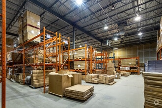 2103-2167 Boul Dagenais O, Laval, QC to rent Interior Photo- Image 1 of 3